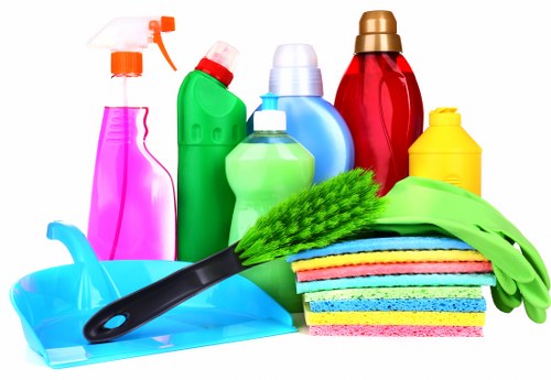 Professional mattress cleaning service for homes in N22