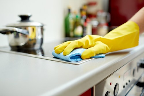 Local transfer station support for carpet cleaning waste separation