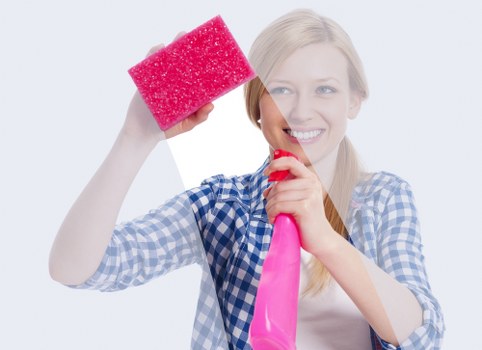 Cleaning different rug types including wool and synthetic fibres in N22