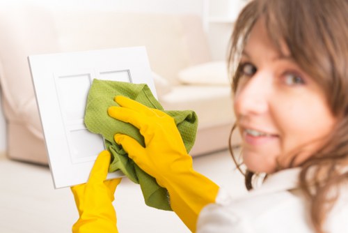 Shared office kitchen and washroom cleaning in N22